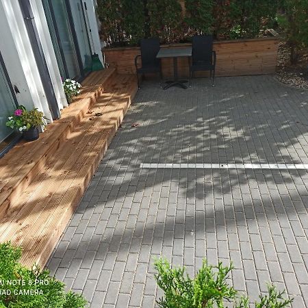 New Big Loft Apartments Jurmala With Free Secured Parking Exteriör bild