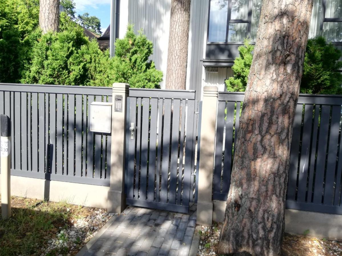 New Big Loft Apartments Jurmala With Free Secured Parking Exteriör bild