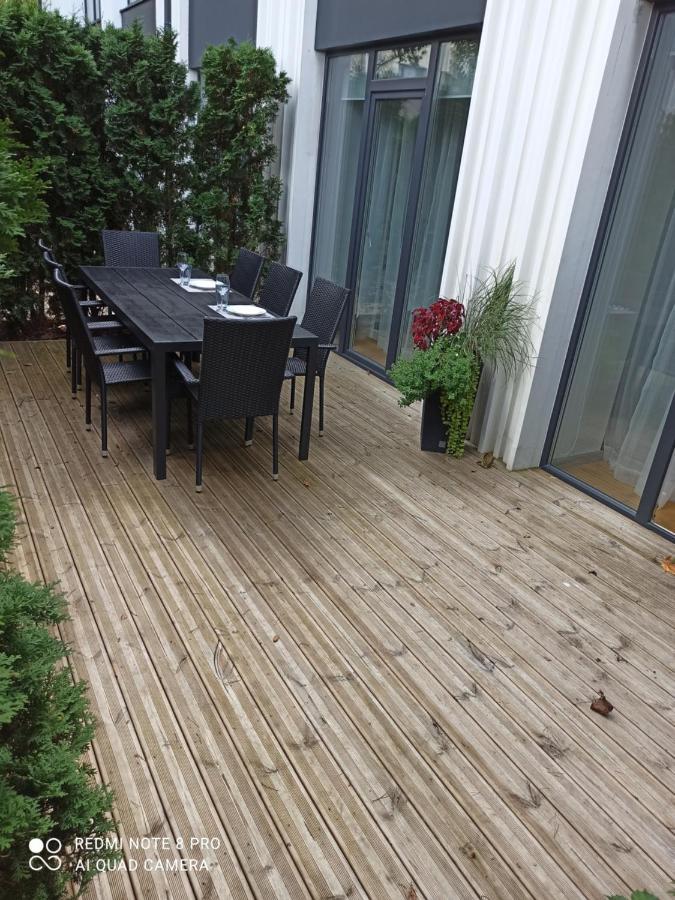 New Big Loft Apartments Jurmala With Free Secured Parking Exteriör bild