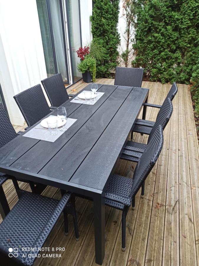 New Big Loft Apartments Jurmala With Free Secured Parking Exteriör bild