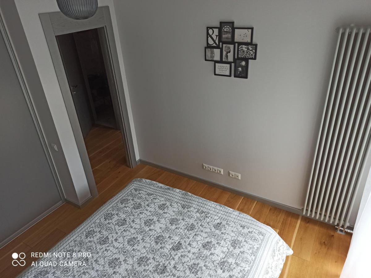 New Big Loft Apartments Jurmala With Free Secured Parking Exteriör bild
